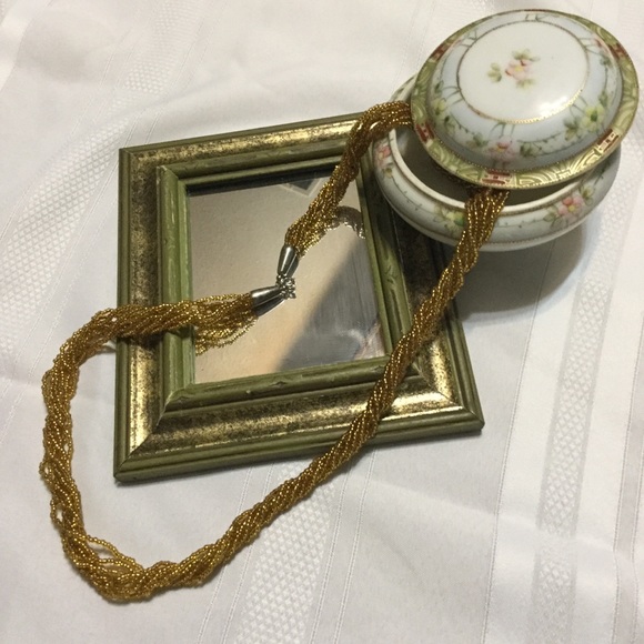 Gold seed bead necklace - Picture 3 of 6